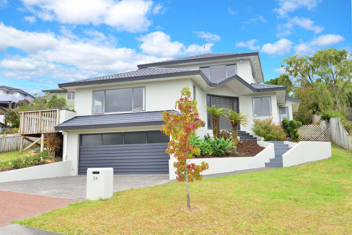 24 Goldfinch Rise, Unsworth Heights