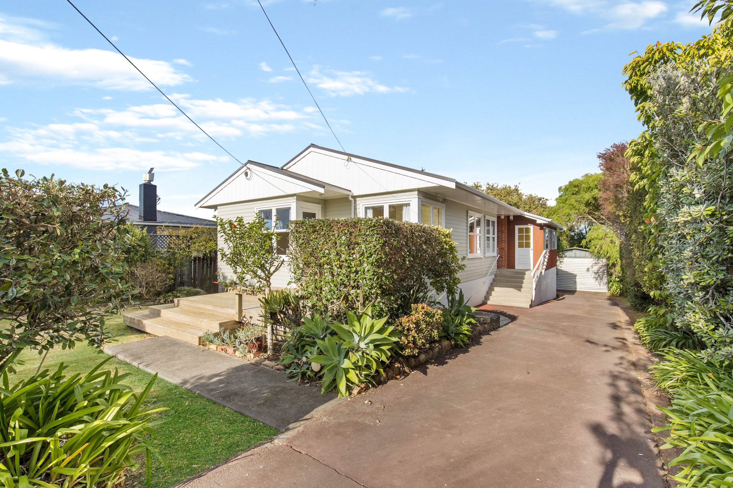 6 Raines Avenue, Forrest Hill