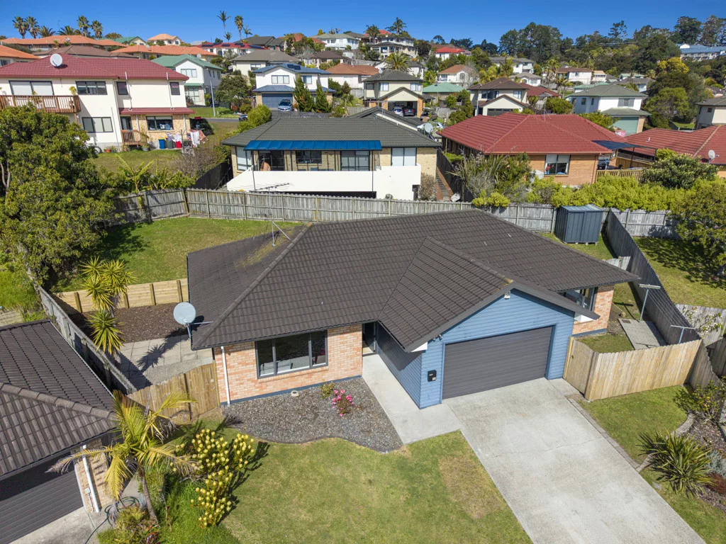 15 Black Teal Close, Unsworth Heights