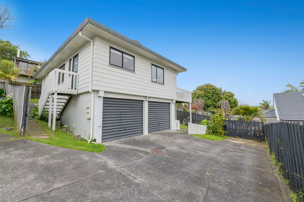 15b Exeter Place, Unsworth Heights