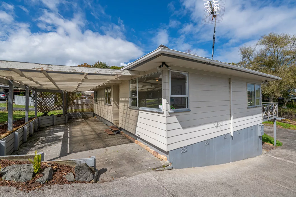 9 Felicity Place, Unsworth Heights