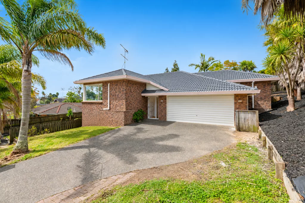 9 Goldfinch Rise, Unsworth Heights